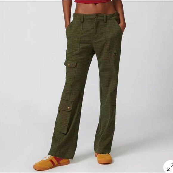 Urban Outfitters Women's Size 4 Jaelyn Green Plaid Cargo Pants Straight Leg Y2K - Picture 12 of 12